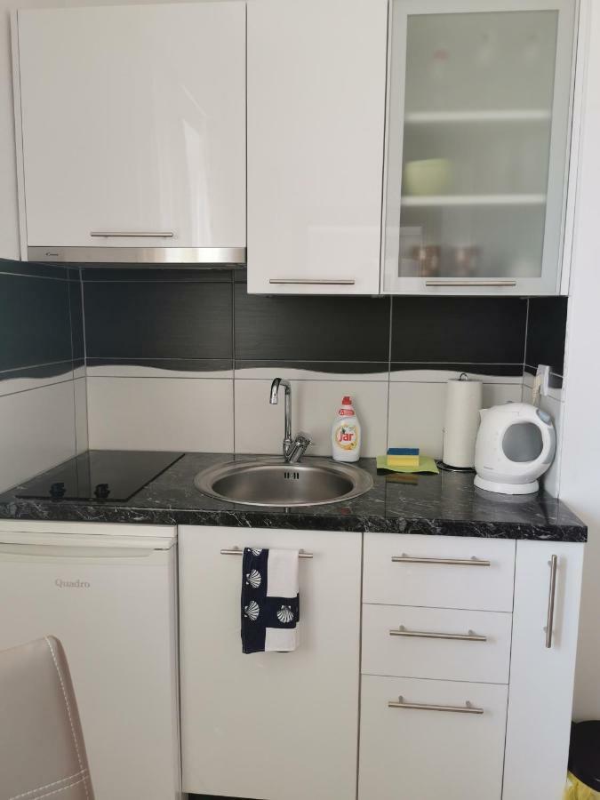 Apartment Cirko Kastela Luaran gambar