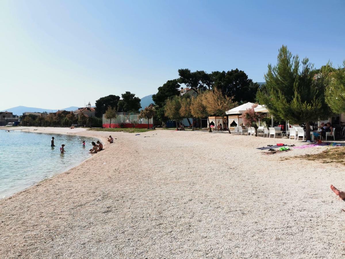 Apartment Cirko Kastela Luaran gambar